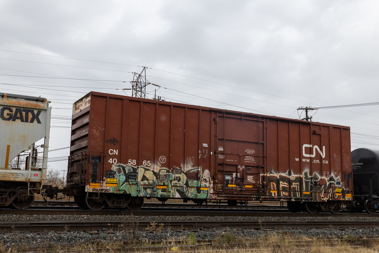 CN 405865
