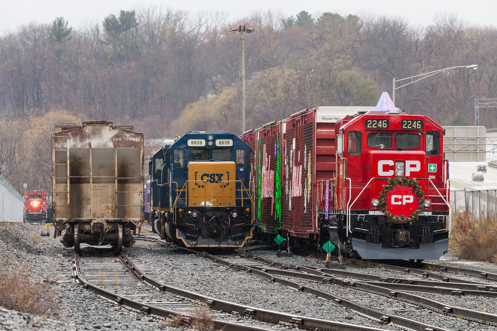 CSXT Y122 & CP D10 @ Albany, NY