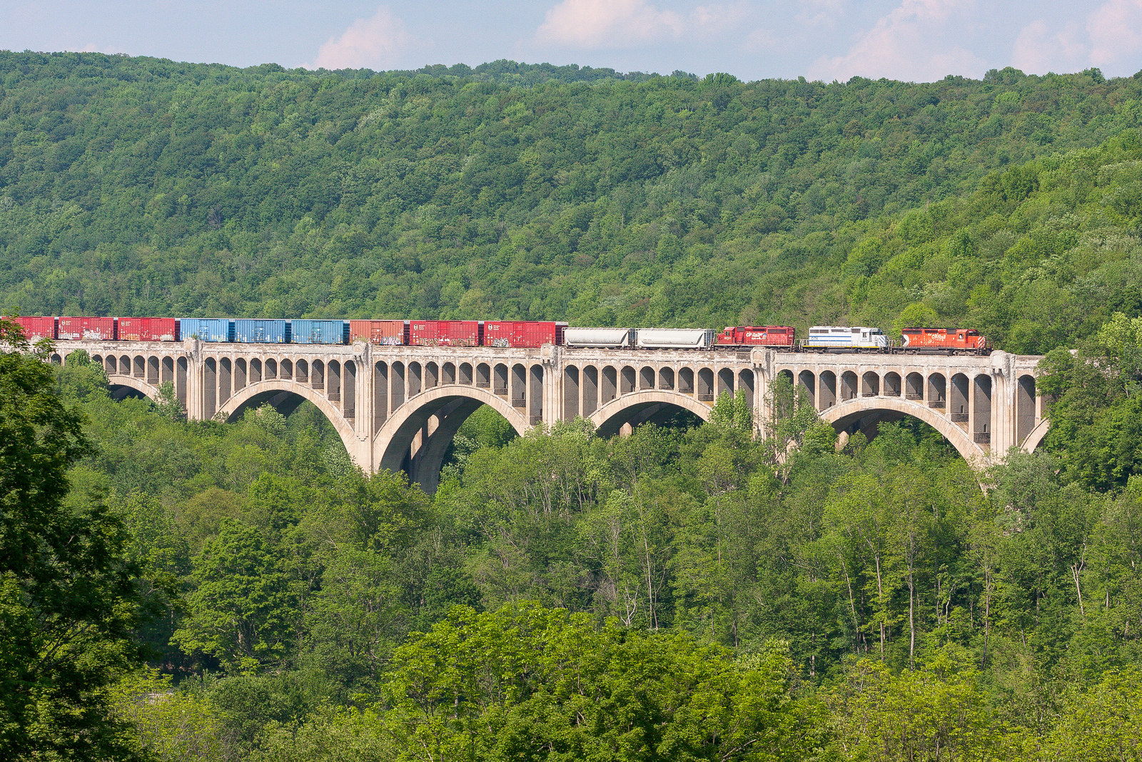 CP 256 @ Kingsley, PA