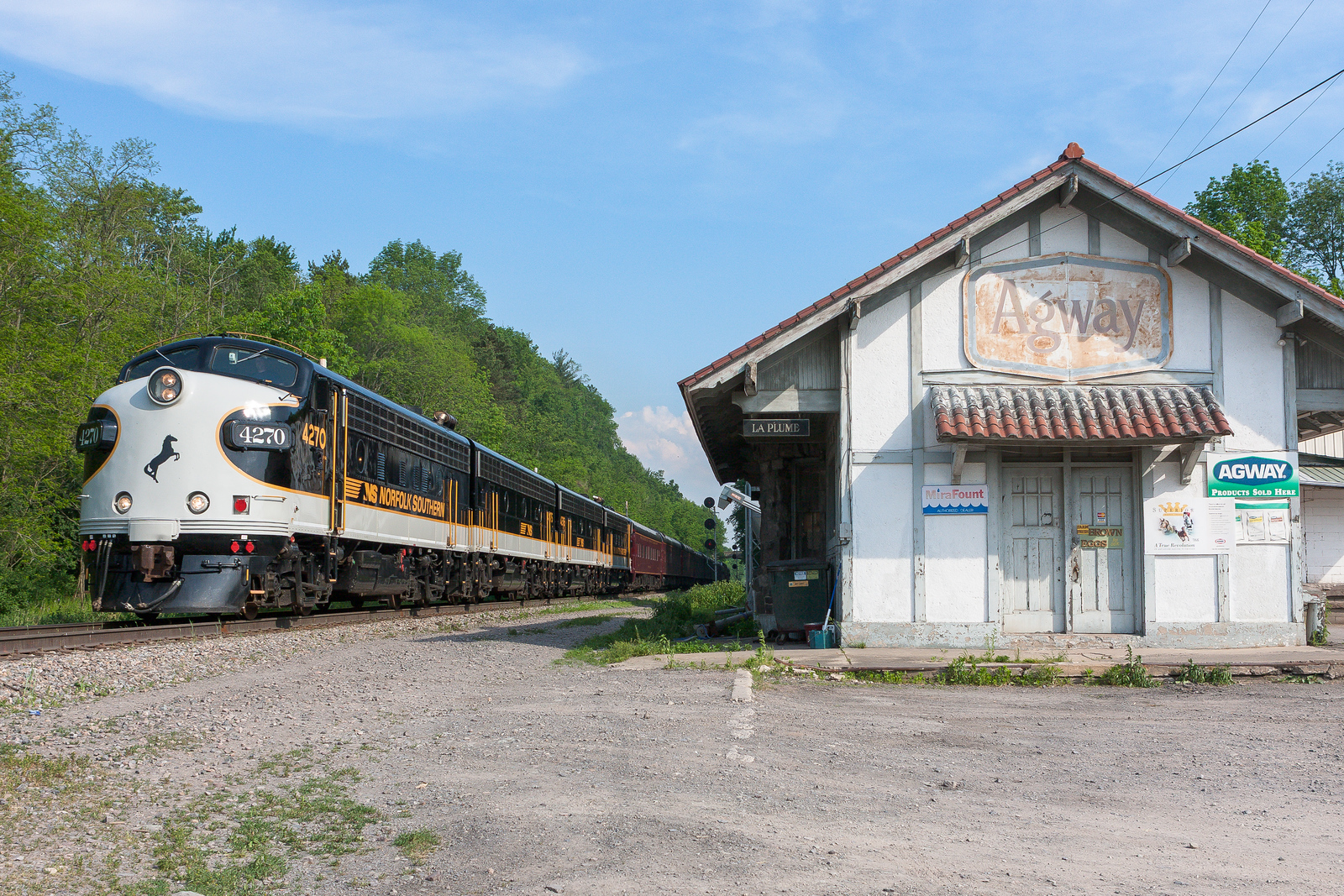 CP 9-931 @ La Plume, PA