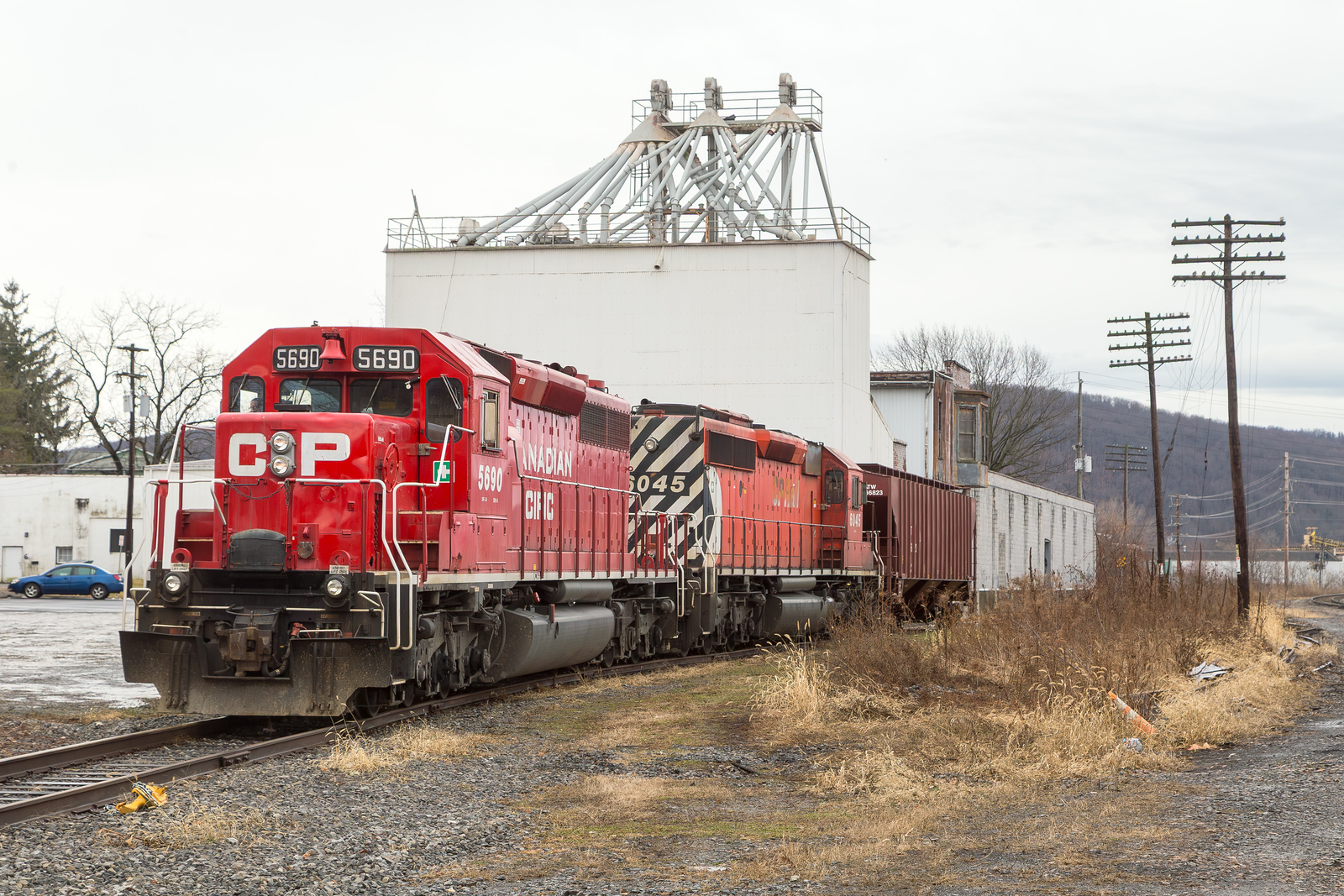 CP DB11 @ Binghamton, NY