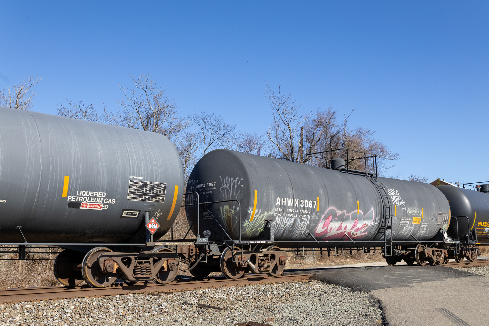 AHWX 3067