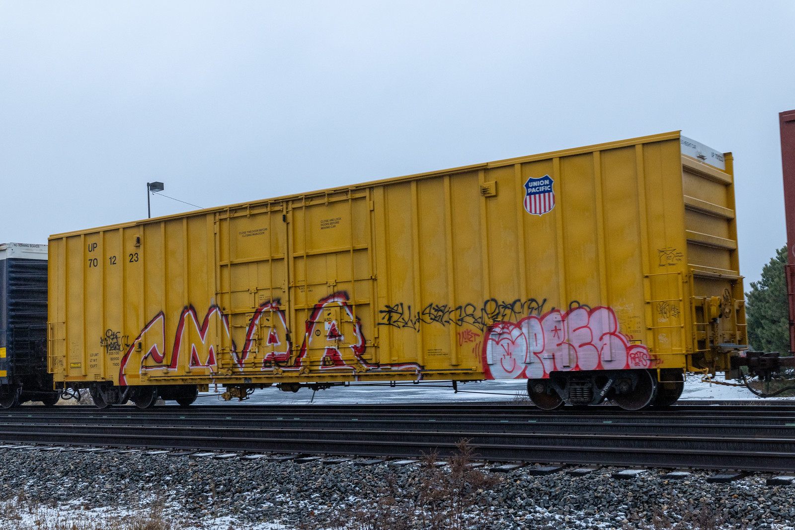 UP 701223