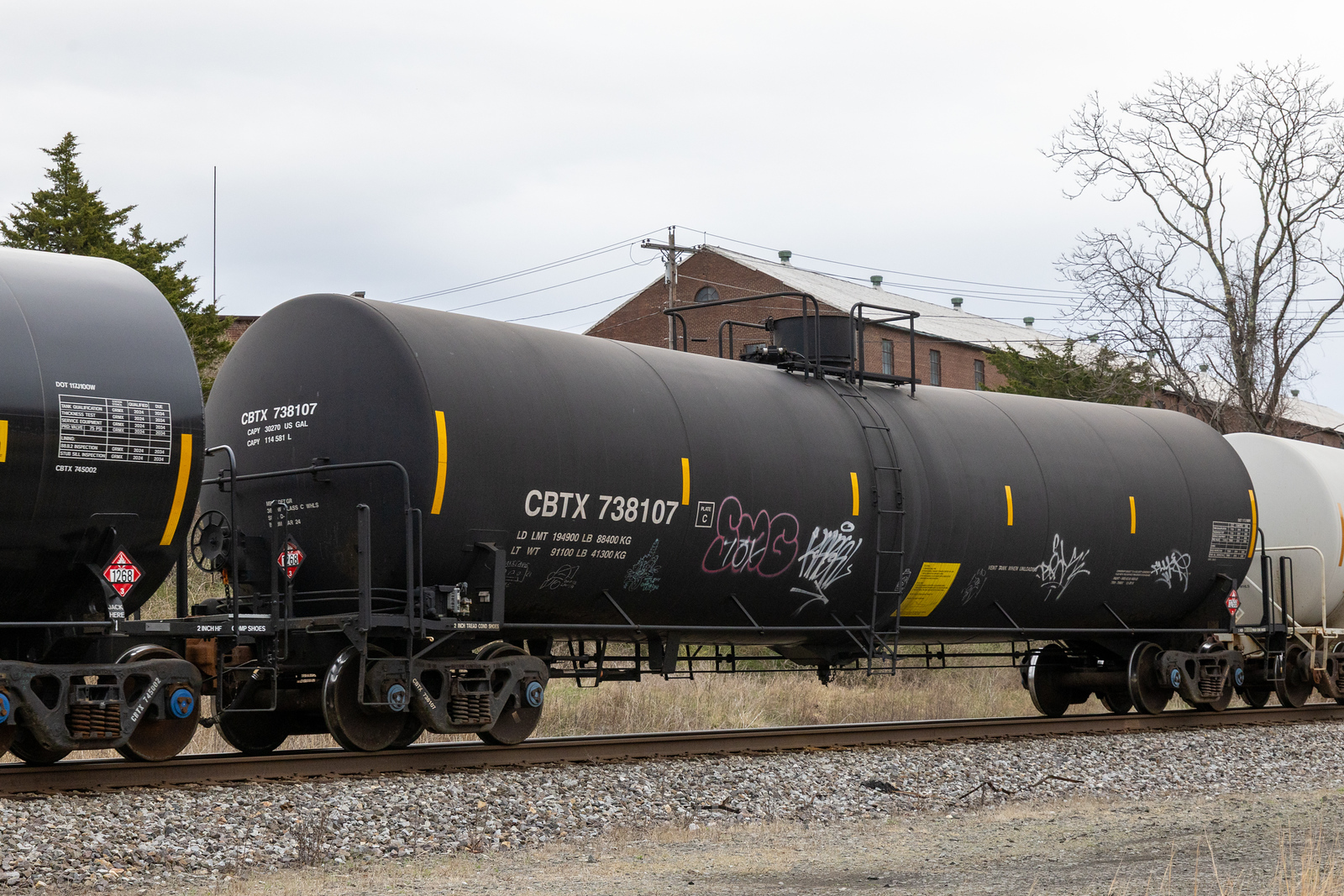 CBTX 738107
