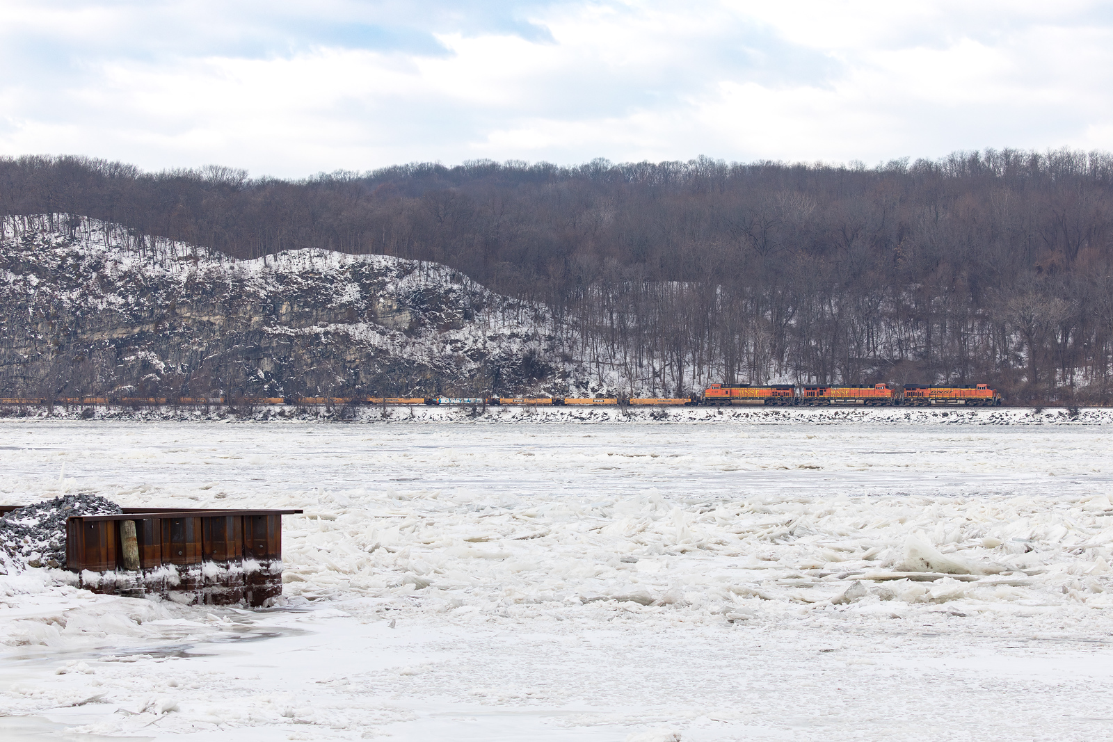 CSXT Q003 @ Marlboro, NY
