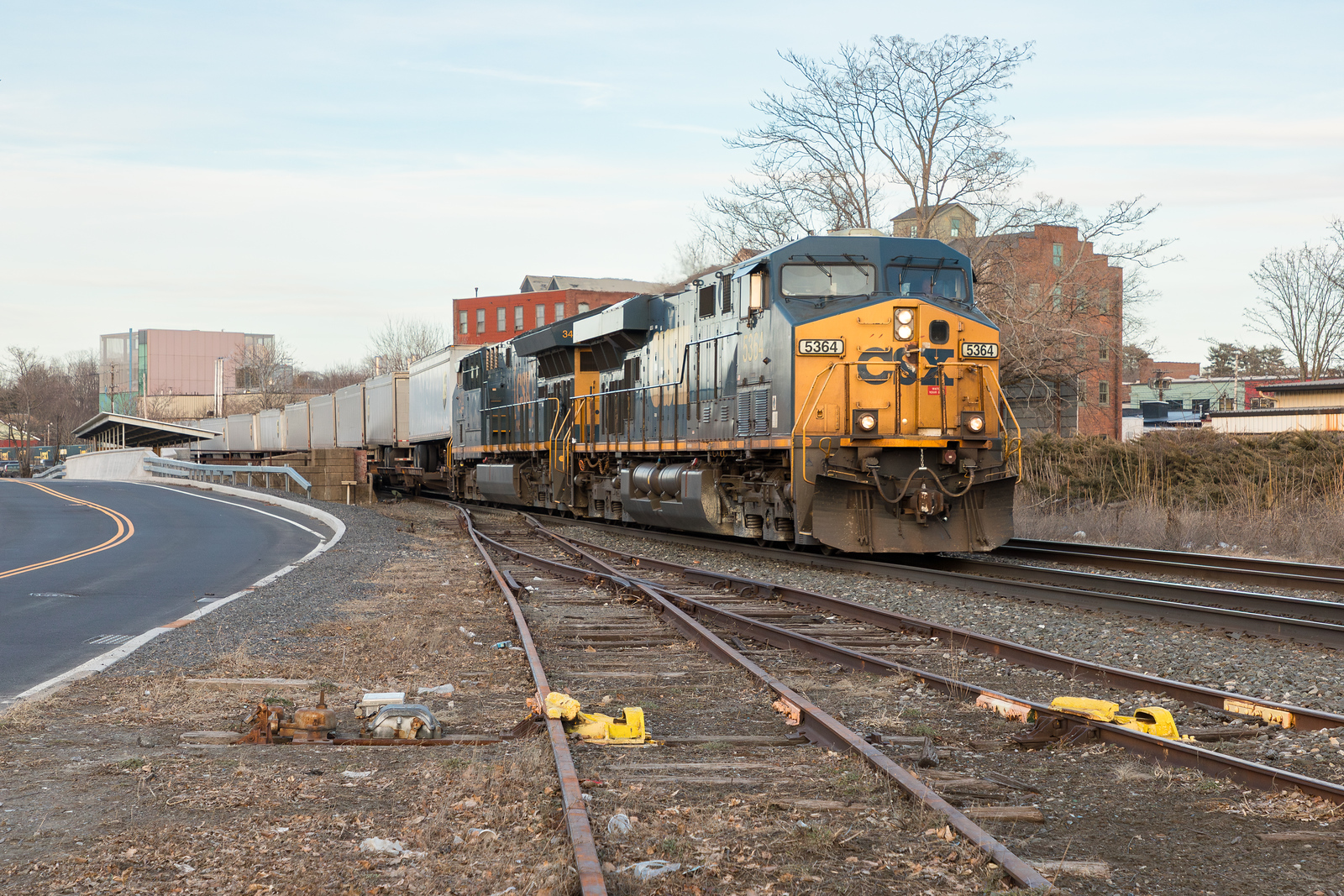 CSXT Q002 @ Kingston, NY