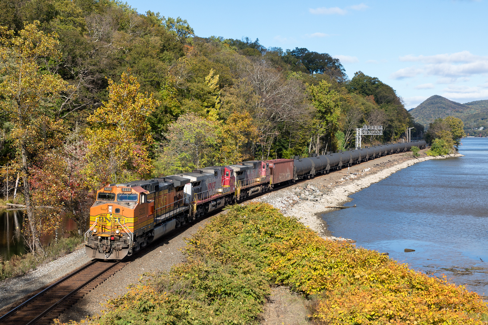 CSXT K142 @ Fort Montgomery, NY