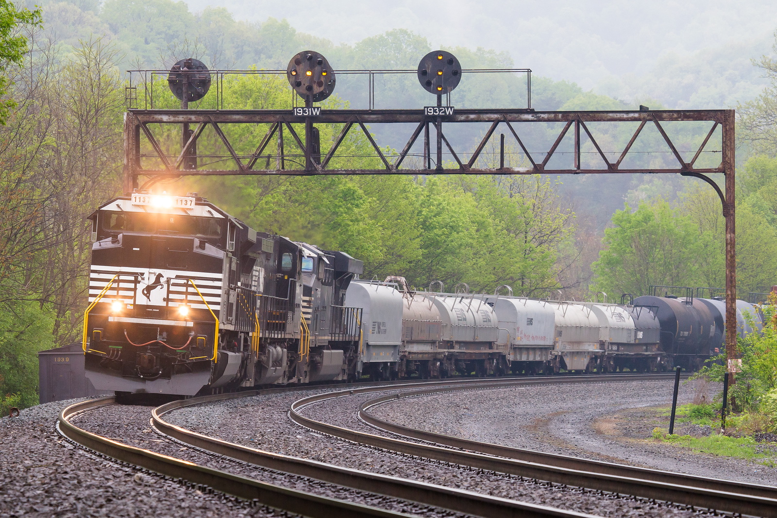 NS M4G @ Mapleton, PA