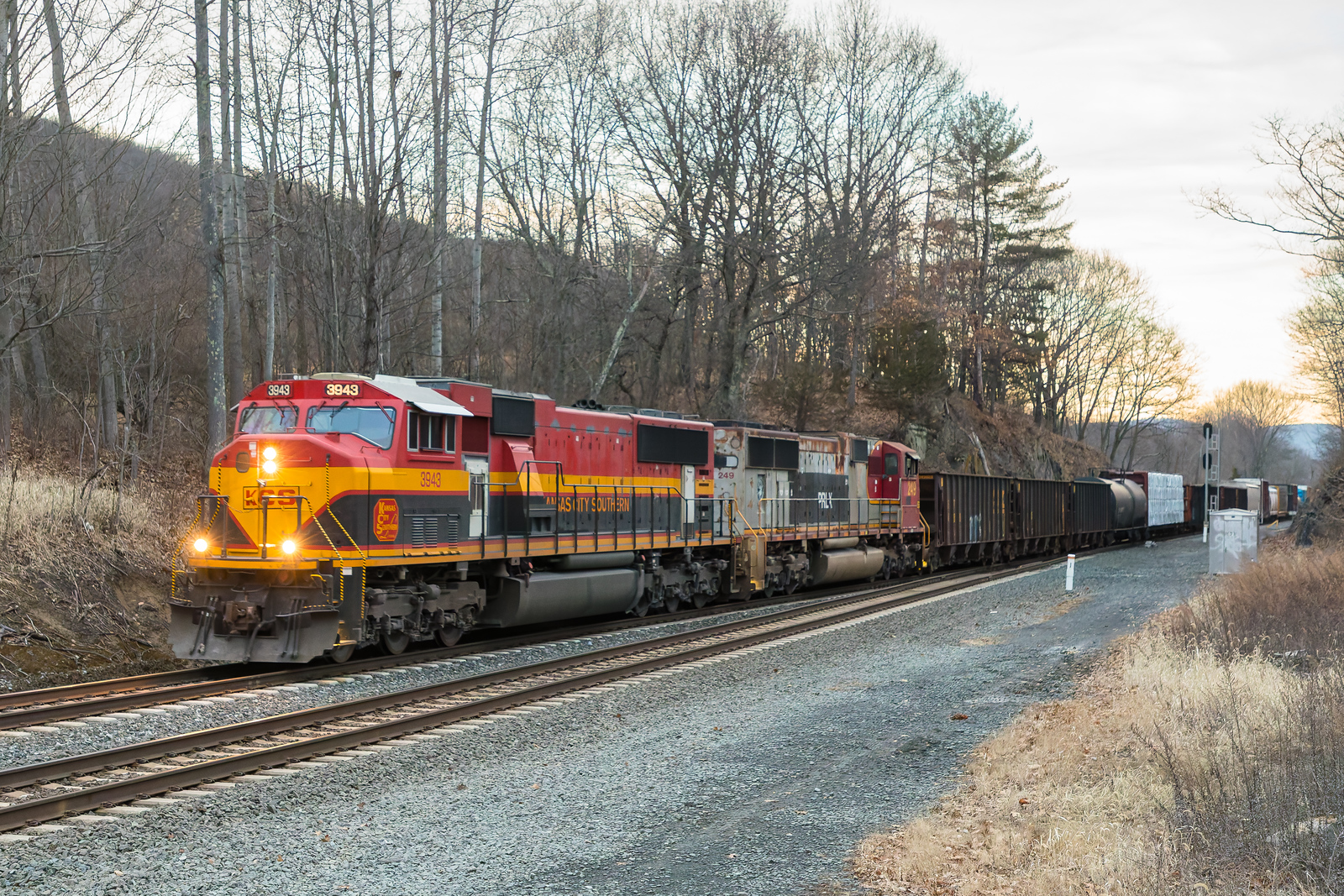 CSXT Q433 @ Esopus, NY